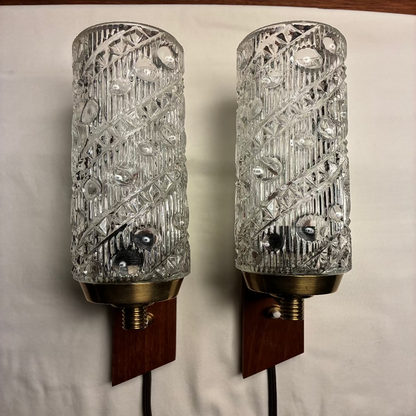 Teak / messing væglamper