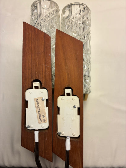 Teak / messing væglamper