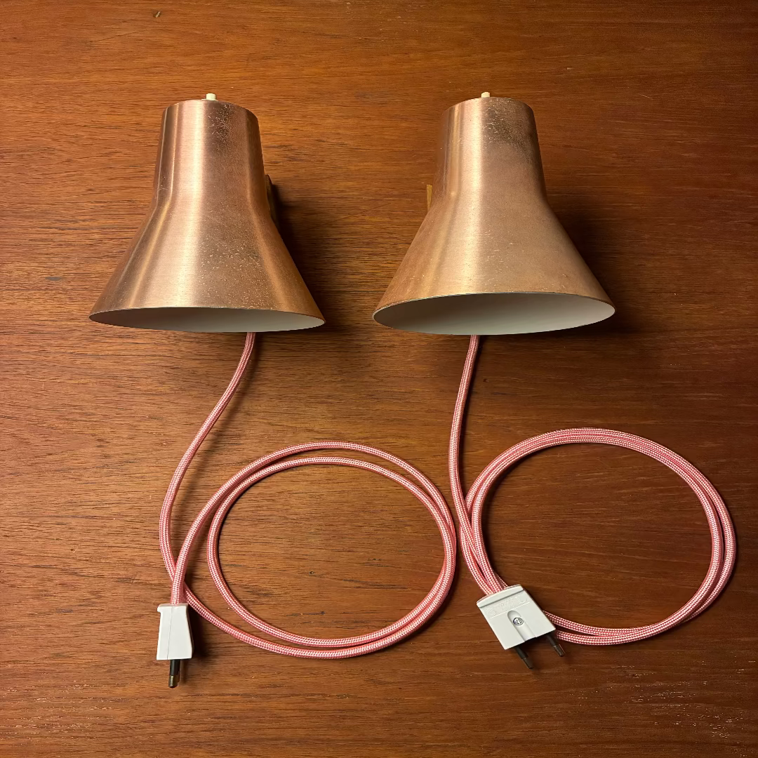 Væglamper-rosa-teak